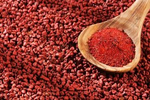 Hạt điều tạo màu cho thức ăn